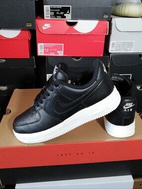 NIKE AIR FORCE 1 PREMIUM WOMEN'S US SIZE 7 GREAT COND